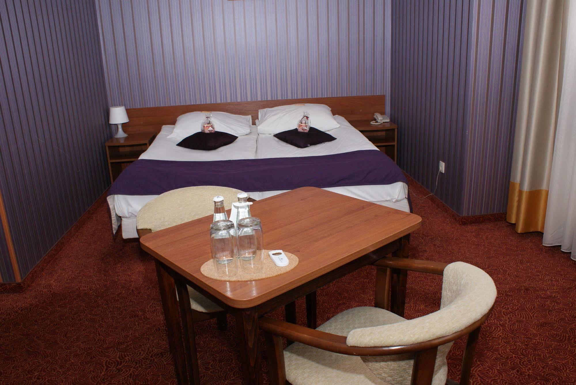 Grot Hotel มัลบอร์ก ภายนอก รูปภาพ